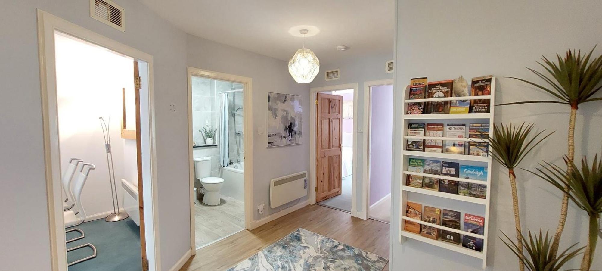 P & N Apartment